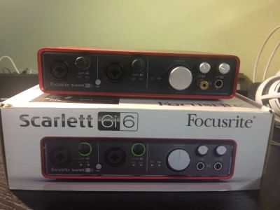 Лот: 11156902. Фото: 1. Focusrite Scarlett 6i6. Микшеры, предусилители, микрофонные эффекты