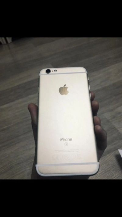 Лот: 10663264. Фото: 1. Iphone 6s Gold 16gb. Смартфоны