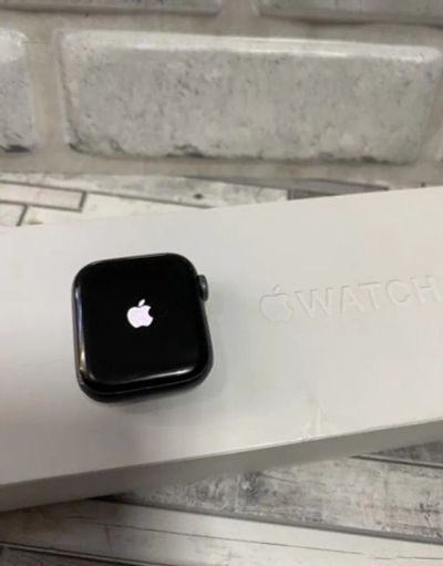 Лот: 19308839. Фото: 1. Apple Watch 5 40mm. Смарт-часы, фитнес-браслеты, аксессуары