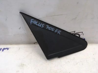 Лот: 21711670. Фото: 1. уголок крыла Ford Focus CB4. Двигатель и элементы двигателя