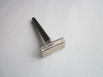 Лот: 19921814. Фото: 1. Станок Gillette для бритья. Другое (красота и здоровье)