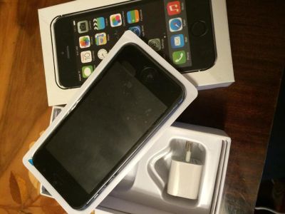 Лот: 5484992. Фото: 1. Iphone 5s. Смартфоны