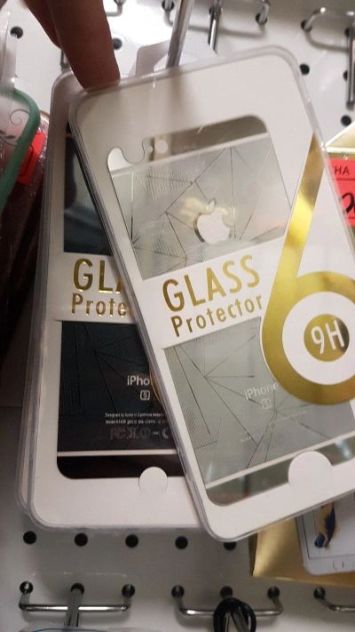 Лот: 11486027. Фото: 1. Защитное стекло iPhone 6 на две... Защитные стёкла, защитные плёнки