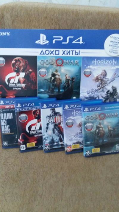 Лот: 13898304. Фото: 1. Playstation 4/новая в коробке... Игровые приставки, консоли