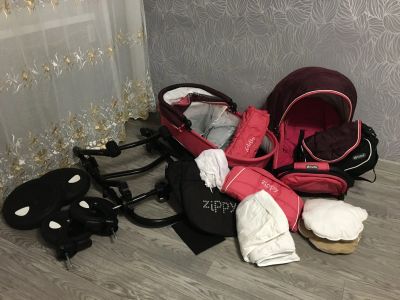 Лот: 17582061. Фото: 1. Коляска zippy. Коляски