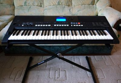 Лот: 8050986. Фото: 1. Синтезатор Yamaha PSR-E433 плюс... Клавишные
