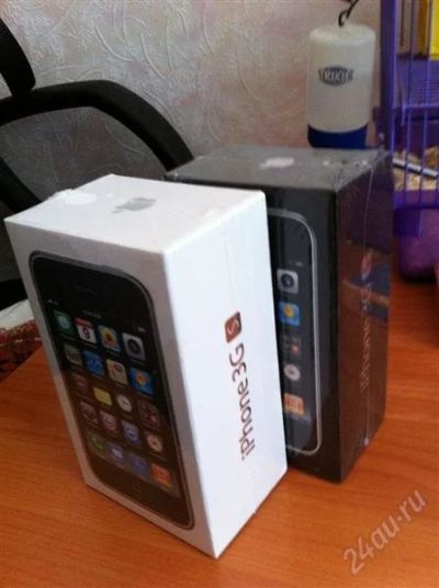 Лот: 2373070. Фото: 1. Ipnone 3Gs 8gb white simfree neverlock... Смартфоны