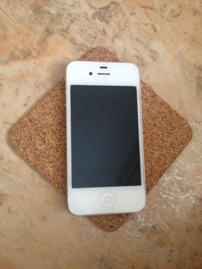 Лот: 6754640. Фото: 1. iPhone 4 8gb. Смартфоны
