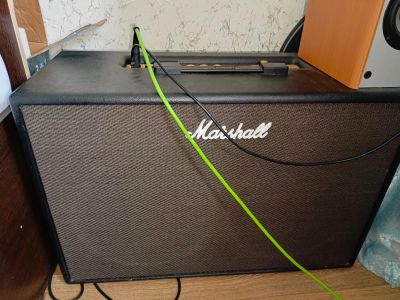 Лот: 25316452. Фото: 1. Комбоусилитель marshall code 100. Гитарные эффекты и комбоусилители