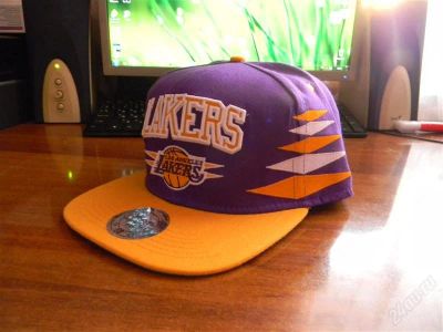 Лот: 2373215. Фото: 1. Кепка Snapback Los Angeles Lakers. Головные уборы