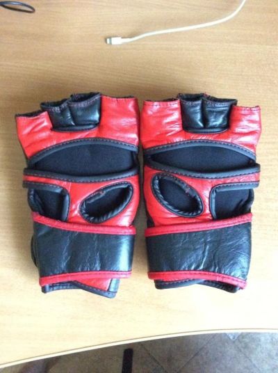 Лот: 11085863. Фото: 1. Перчатки Demix MMA. Перчатки