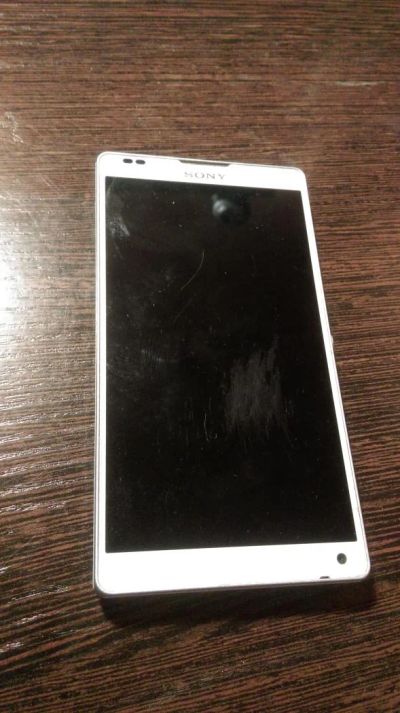 Лот: 7492520. Фото: 1. Sony xperia ZL. Смартфоны