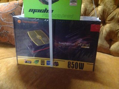 Лот: 6839212. Фото: 1. Блок питания Thermaltake Toughpower... Корпуса, блоки питания