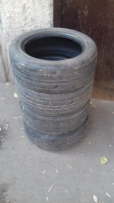 Лот: 19528396. Фото: 1. Шина Bridgestone 195/55 r 15 4... Шины