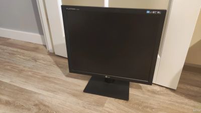 Лот: 16533311. Фото: 1. Монитор LG Flatron L1919S. ЖК-мониторы