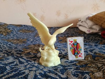 Лот: 25856539. Фото: 1. Фарфоровая статуэтка. Фигурки, статуэтки