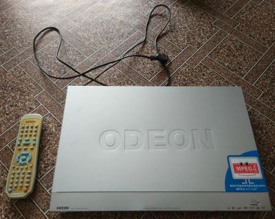 Лот: 9999926. Фото: 1. DVD-плейер Odeon DVP-355 + пульт... DVD, Blu-Ray плееры