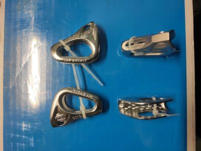 Лот: 16864908. Фото: 1. Аварийный зажим PETZL TIBlOC. Крепёж