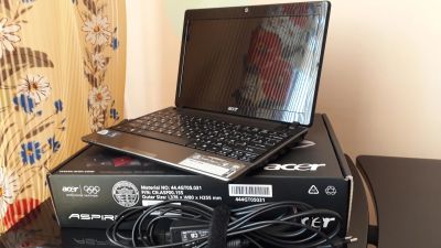 Лот: 11743531. Фото: 1. Ноутбук (нетбук) Acer 1830TZ сумка. Ноутбуки