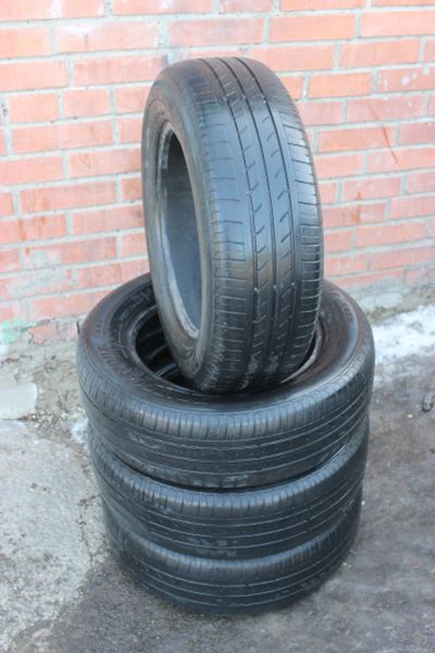 Лот: 21589330. Фото: 1. Шины летние Bridgestone B250 195... Шины