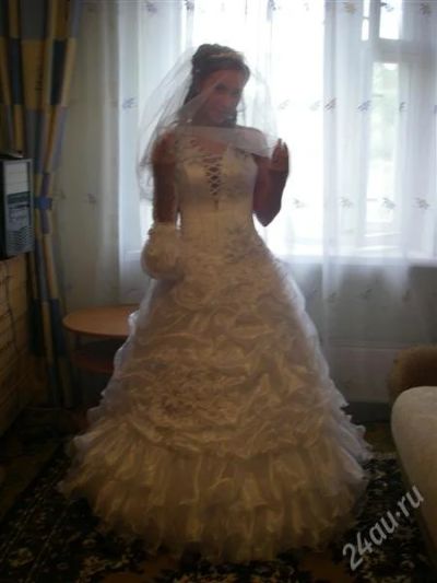 Лот: 1232981. Фото: 1. свадебное платье. Другое (свадебная мода)