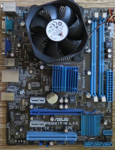 Лот: 16340653. Фото: 1. Материнская плата ASUS P5G41T-M... Комплекты запчастей