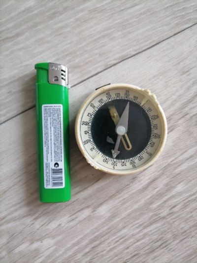 Лот: 24958486. Фото: 1. Компас 2. Инструмент и аксессуары для туризма