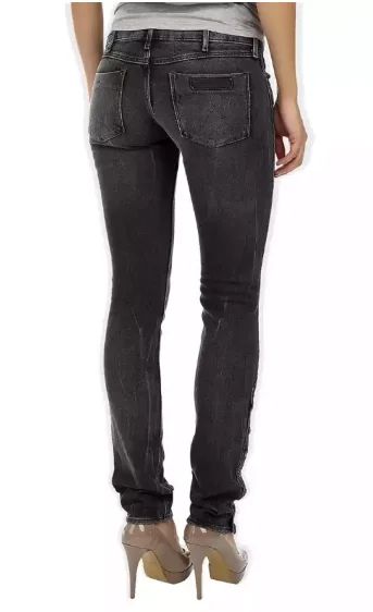 Лот: 12713590. Фото: 1. Женские джинсы Wrangler Courtney... Джинсы