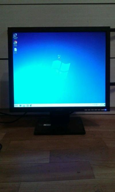 Лот: 7287222. Фото: 1. монитор Acer v173, диагональ 17... ЖК-мониторы