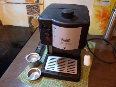 Лот: 15295442. Фото: 1. Кофеварка DeLonghi. Чайники, кофемашины, кулеры