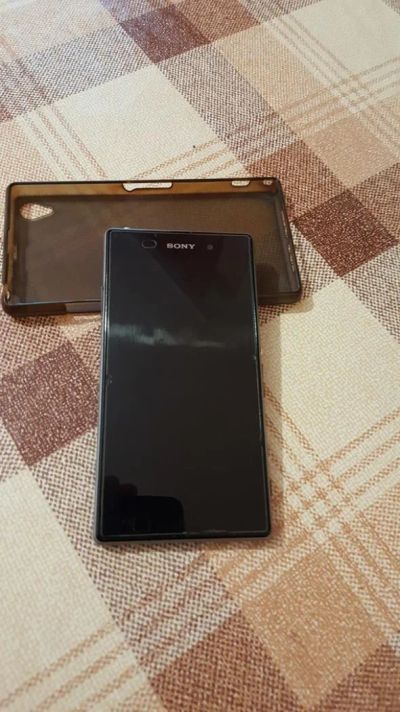 Лот: 8793940. Фото: 1. Sony xperia z1. Смартфоны