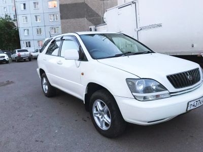 Лот: 13965632. Фото: 1. Toyota Harrier. Автомобили