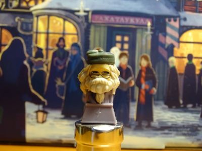 Лот: 12954361. Фото: 1. Альбус Дамблдор Лента минифигурка. Игрушки
