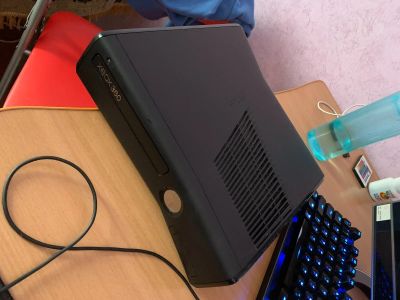 Лот: 16866481. Фото: 1. Xbox 360 S. Игровые приставки, консоли