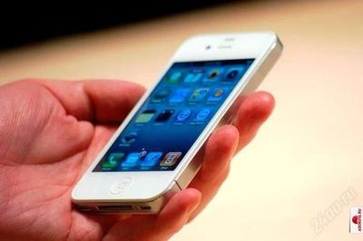 Лот: 4591307. Фото: 1. Iphone 4s сломано гнездо зарядного. Кнопочные мобильные телефоны