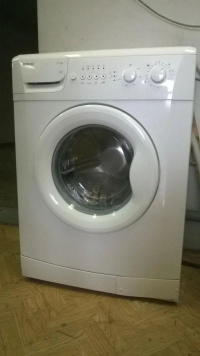 Лот: 5283912. Фото: 1. стиральная ВЕКО WME23580T хорошее... Стиральные машины