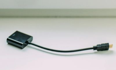 Лот: 9135514. Фото: 1. HDMI to VGA видео конвертер (позволяет... Шлейфы, кабели, переходники