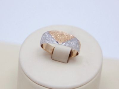 Лот: 15395009. Фото: 1. ЗОЛОТОЕ КОЛЬЦО 2,01 ГРАММ. Кольца, перстни