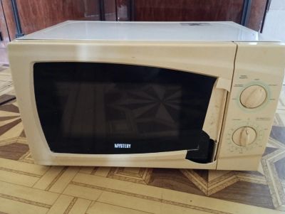 Лот: 20744335. Фото: 1. Микроволновка Mystery mmw-1701. Микроволновки, мини-печи