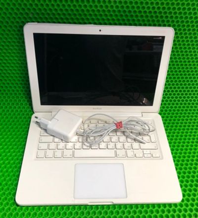 Лот: 18676190. Фото: 1. MacBook OC X (W). Ноутбуки
