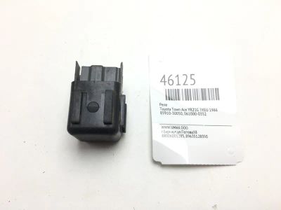Лот: 20392428. Фото: 1. Реле Toyota Town Ace 1988 8591030050... Электрооборудование