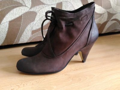 Лот: 9942261. Фото: 1. Ботильоны Nine West нубук р.38... Ботильоны, полусапожки