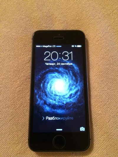 Лот: 6159785. Фото: 1. iphone 5s 16gb Grey. Смартфоны