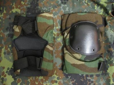 Лот: 1024047. Фото: 1. Наколенники и налокотники армии... Защита тела