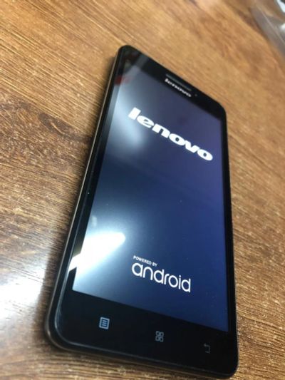 Лот: 12574211. Фото: 1. Смартфон Lenovo A5000. Смартфоны