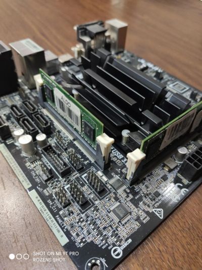 Лот: 18620741. Фото: 1. Комплект ASRock J4205-ITX + 8GB... Комплекты запчастей