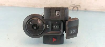 Лот: 24308505. Фото: 1. Кнопки Kia Spectra SD. Кузов