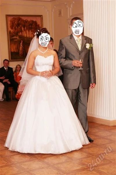 Лот: 899536. Фото: 1. Свадебное платье. Другое (свадебная мода)