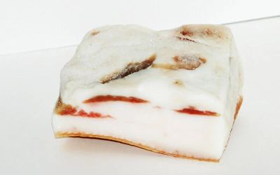Лот: 10588139. Фото: 1. Домашнее соленое сало. Мясо, птица, яйцо