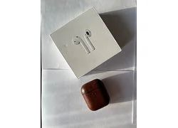 Лот: 18356020. Фото: 1. Apple airpods 2-го поколения. Наушники, гарнитуры